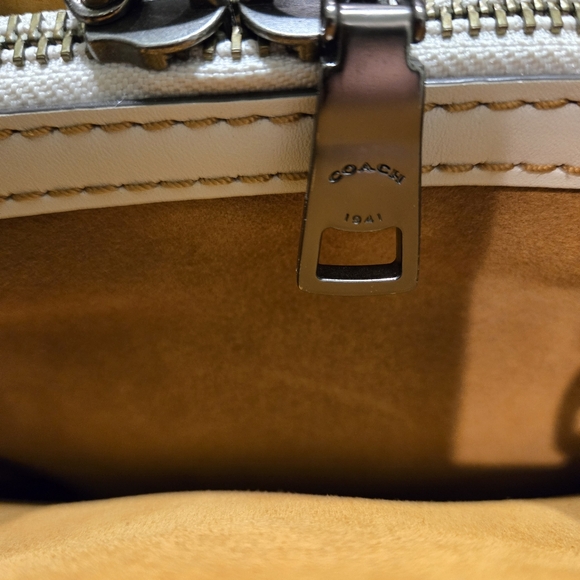 Coach Rogue 25 color block NWOT - Picture 11 of 12